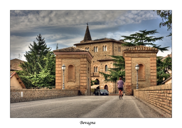 Bevagna (hdr)