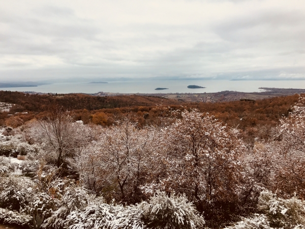 Lago Trasimeno E Neve